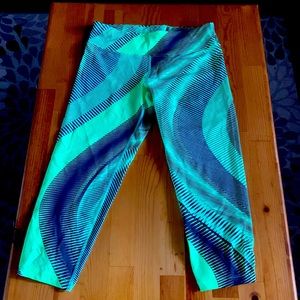 Quick dry workout capris